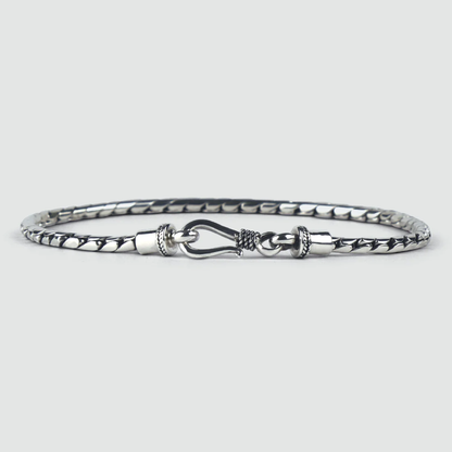 Classic Hook Silver Chain Bracelet