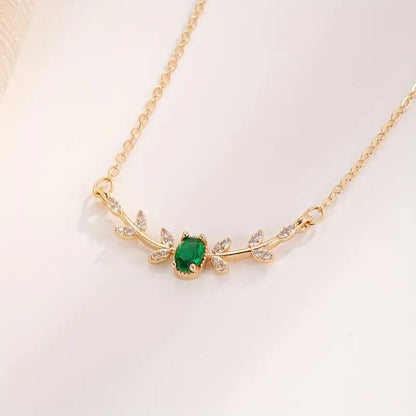 Amira Necklace