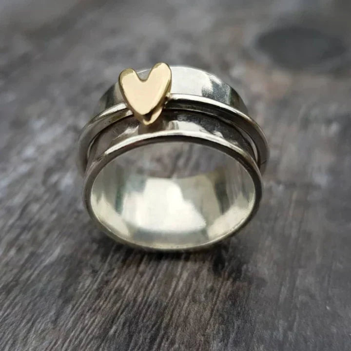 Vintage Dangling Heart Silver Ring