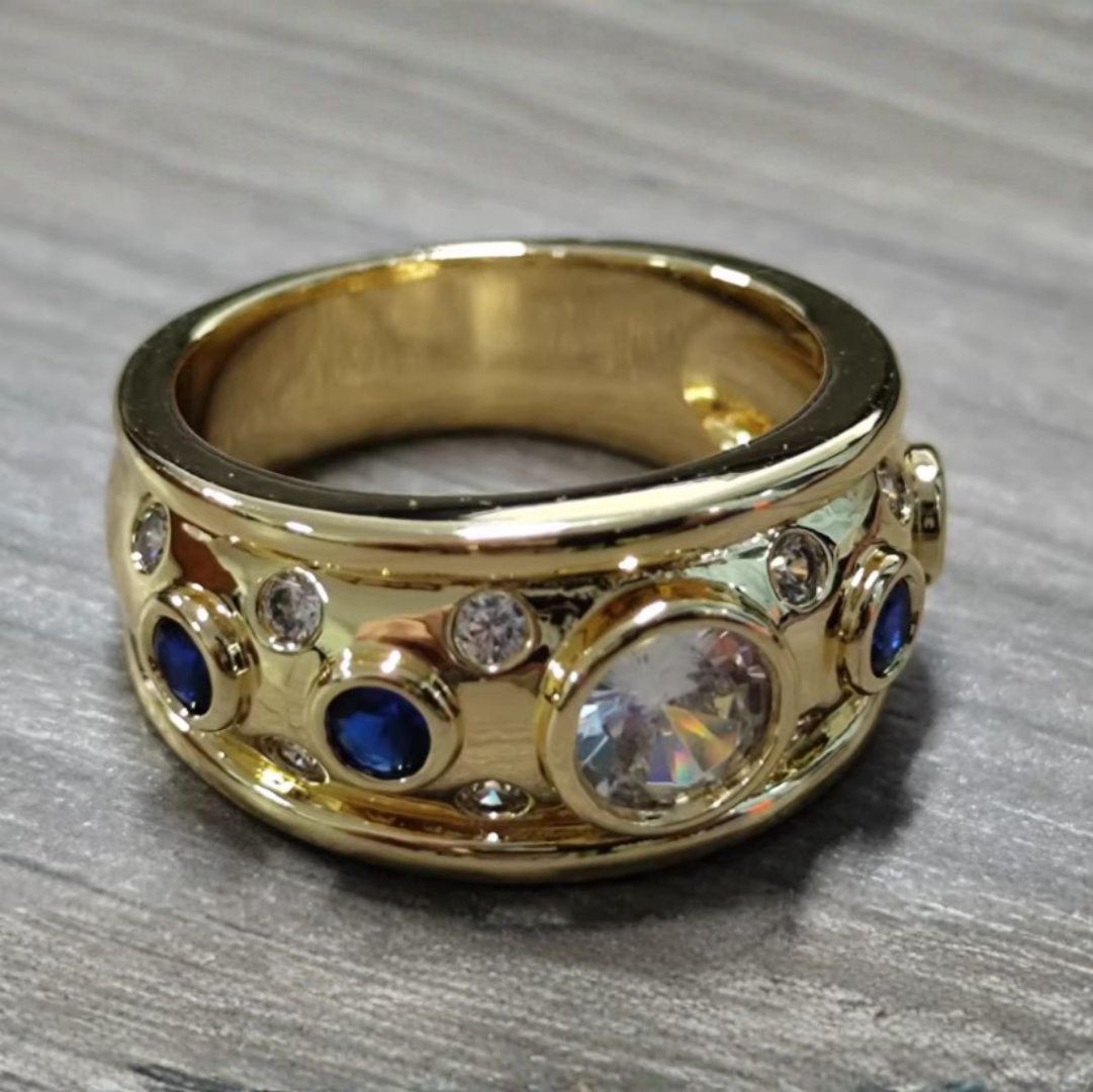 Gold Oval Stone Ring