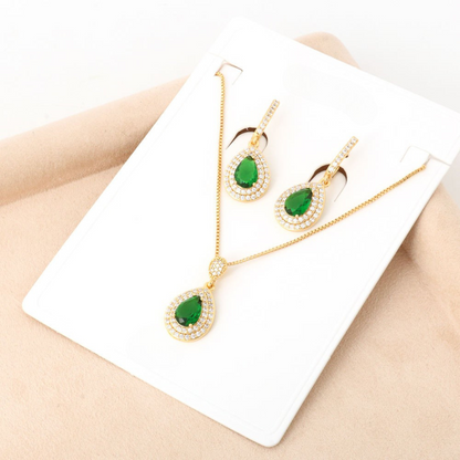 The Thalia Jewelry Set